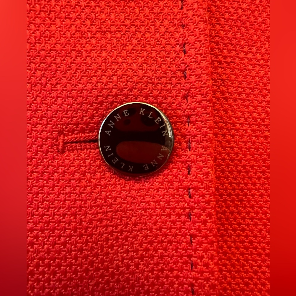 Anne Klein suit - Picture 4 of 4